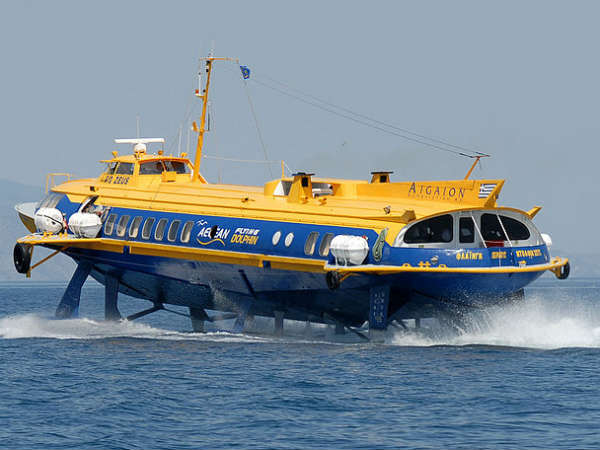 high-speed hydrofoil cruise boat high-speed hydrofoil cruise boat