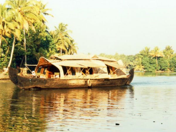 പാക്കേജുകൾ