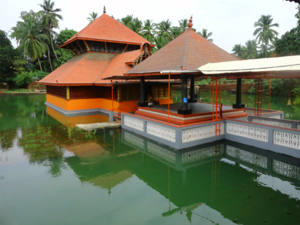 ചുവർ ചിത്രങ്ങൾ