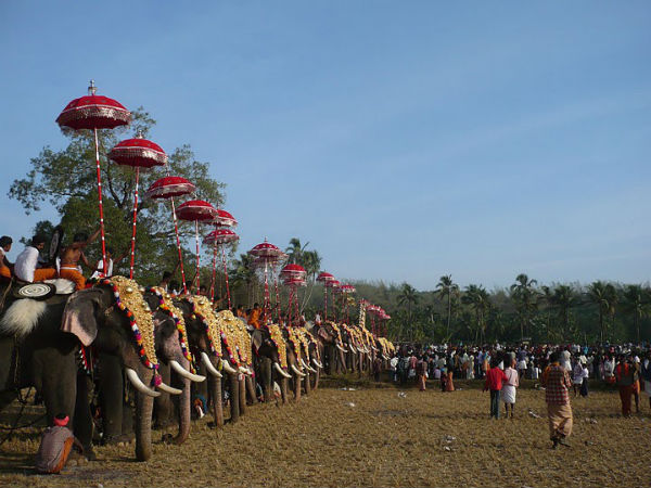 എഴുന്നള്ളത്ത്