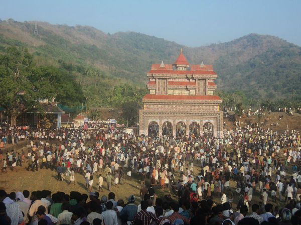 ഉത്രാളിക്കാവ് പൂരം