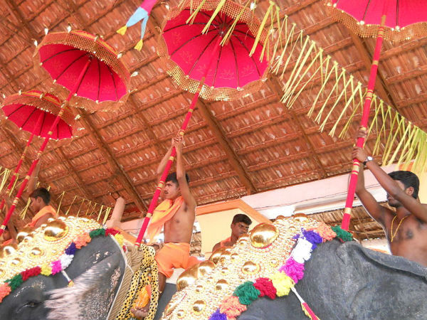 ഉത്രാളിക്കാവ് പൂരം