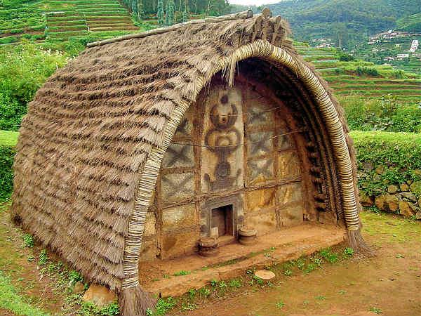 തോടർ ജാതിക്കാരുടെ കുടിൽ