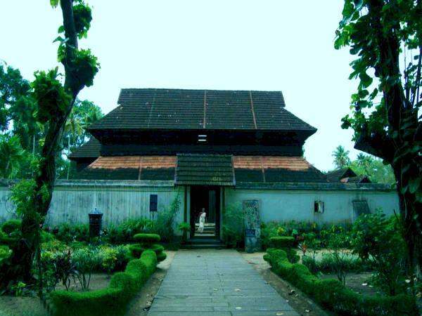 കൃഷ്ണപുരം പാലസ്
