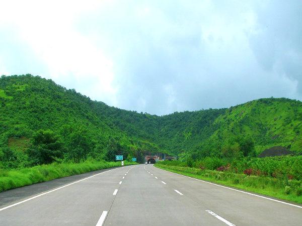 മുംബൈ പൂനെ ഹൈവെ
