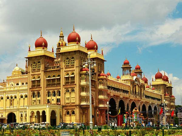 മൈസൂര് കൊട്ടാരം