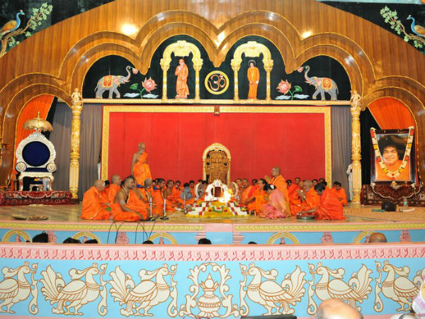 09.പൂര്ണ ചന്ദ്ര ഓഡിറ്റോറിയം