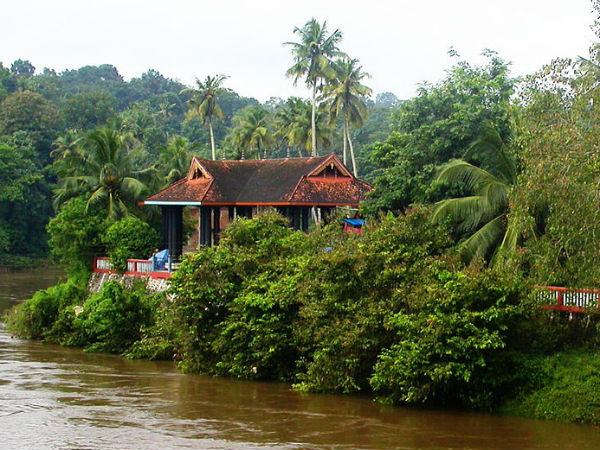 17. കടമ്മനിട്ട