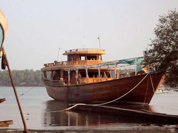 06. ബേപ്പൂര് തുറമുഖം, കോഴിക്കോട്