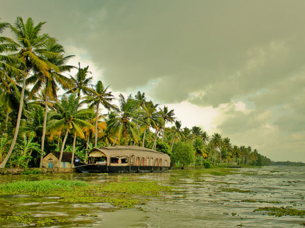 25. കുമരകം, കോട്ടയം
