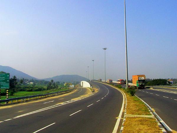 03. ഈസ്റ്റ്കോസ്റ്റ് റോഡ്