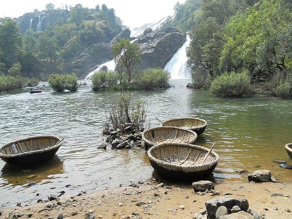 10. കര്ണാടക