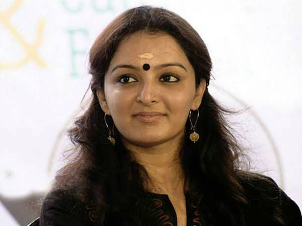 മഞ്ജുവാര്യര്, ചക്കുളത്ത് കാവ്