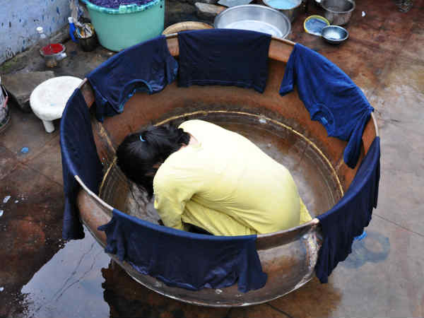 01. ഛായം മുക്കല് (ബാഗ്രു)