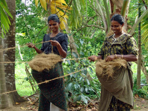 പരമ്പരാഗത തൊഴിലുകളും മറ്റും ഇപ്പോഴും ഇവിടെ കാണാന് കഴിയും