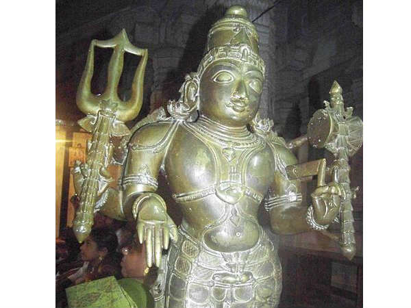 4 അംബികമാരെ പരിചയപ്പെടാം 4 അംബികമാരെ പരിചയപ്പെടാം