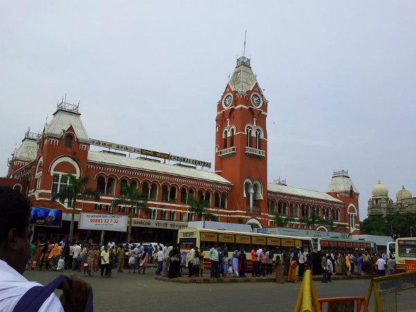 സെന്ട്രല് റെയില്വെ സ്റ്റേഷന്