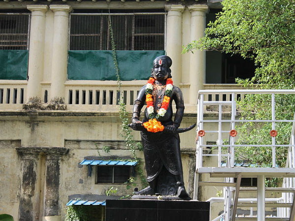 16. പ്രതിമ