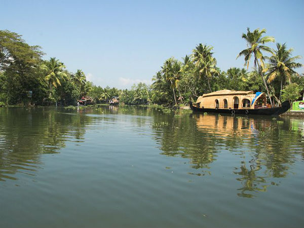 കുമരകം