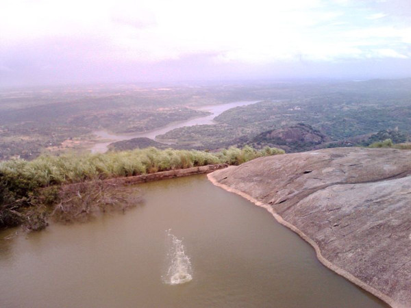 എത്തിച്ചേരാൻ