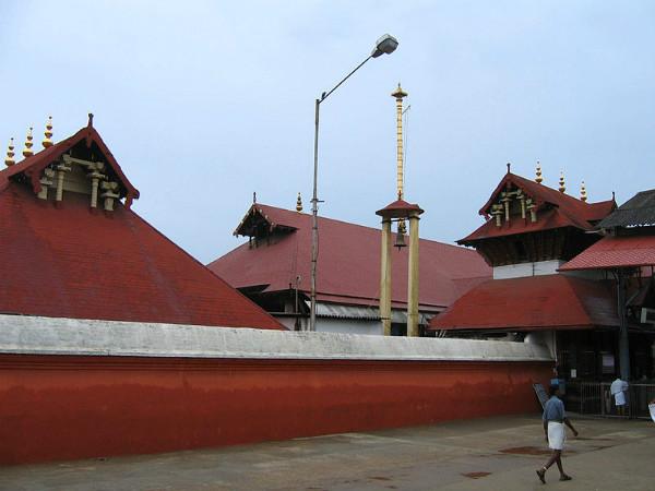 10. ഗുരുവായൂർ ശ്രീകൃഷ്ണ ക്ഷേത്രം
