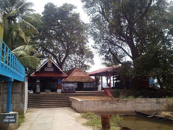 43. ചമ്രവട്ടം അയ്യപ്പ ക്ഷേത്രം, കുറ്റിപ്പുറം