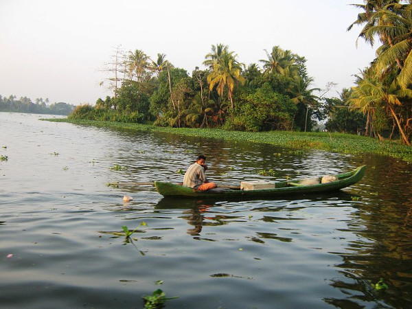 പാതിരാമണല്