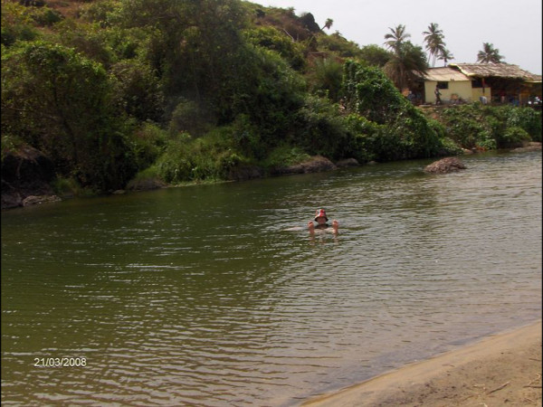 തടാകം പോലെ