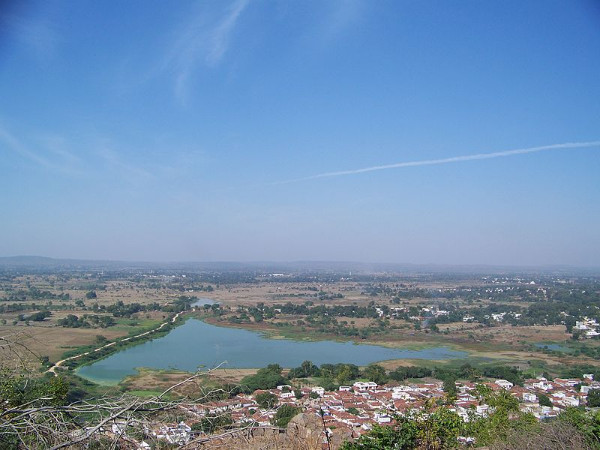 മേടക്ക് കാണാം