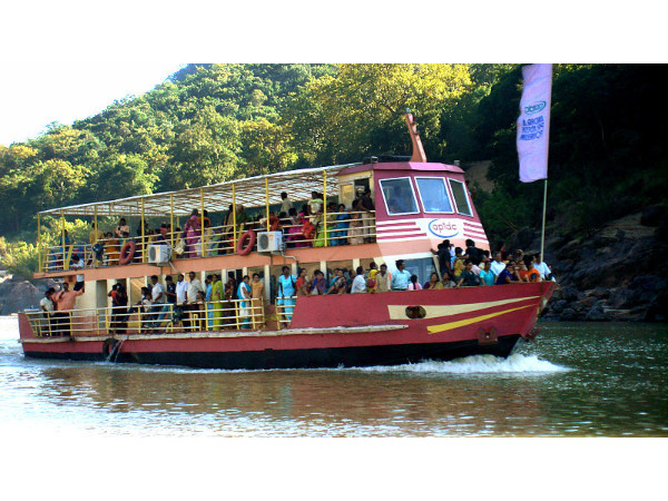എത്തിച്ചേരാൻ