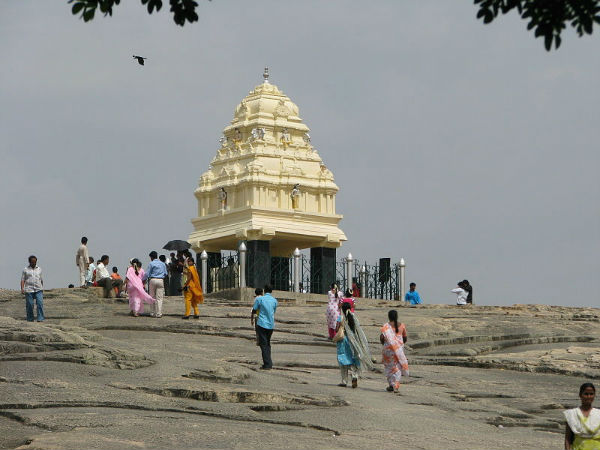 കേംപെഗൗഡ ടവര്