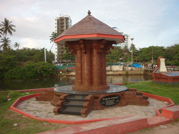ഓര്മ്മകളിലേക്ക് ഒരു യാത്ര