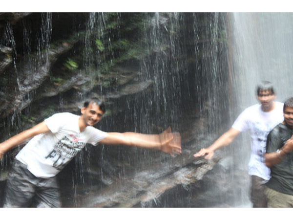 മുങ്ങിക്കുളി