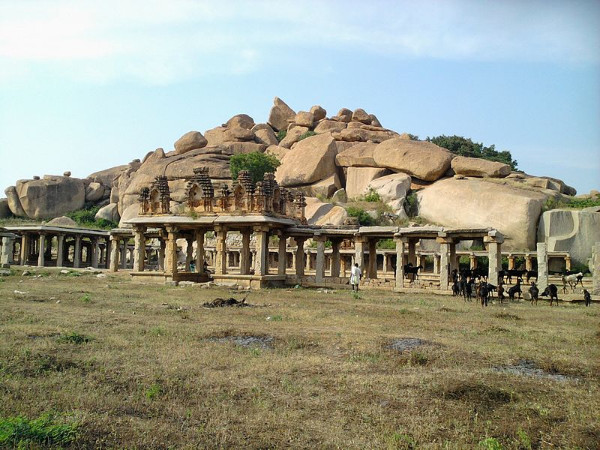 ഹമ്പി ബസാർ