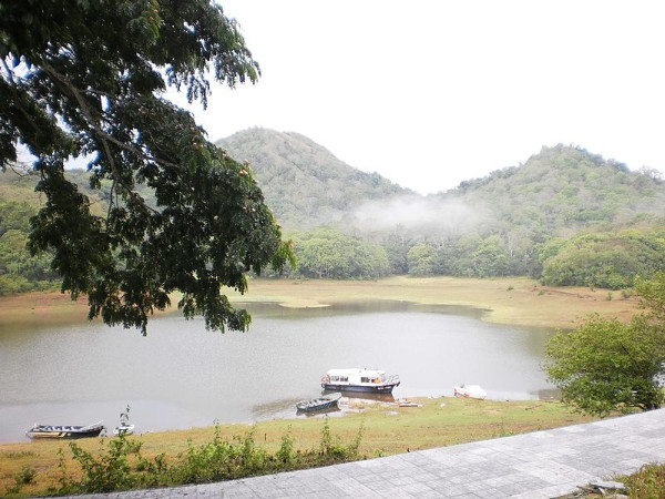 പാർക്കിംഗ് സ്ഥലം