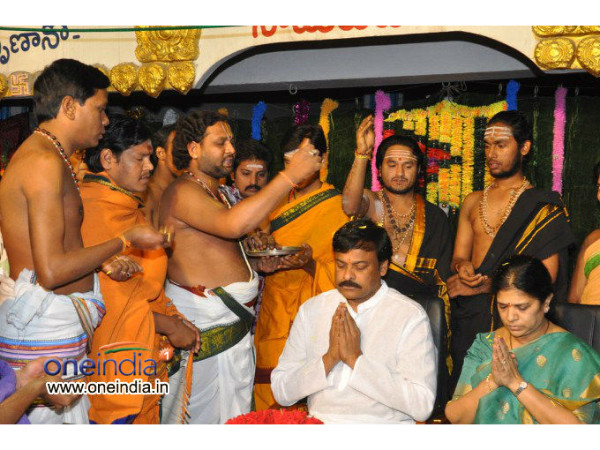 കൂടുതൽ ചിത്രങ്ങൾ
