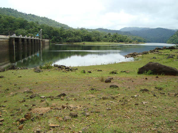 07. പെരിങ്ങല്കൂത്ത് ഡാം