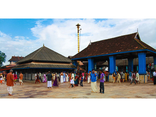 06. ചോറ്റാനിക്കര ക്ഷേത്രം, ചോറ്റാനിക്കര