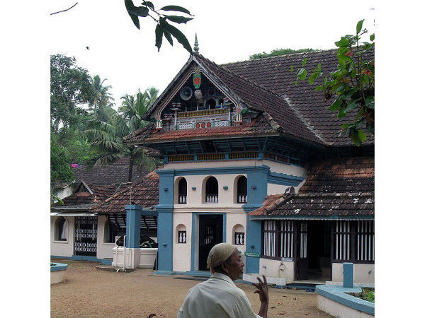 10. താഴത്തങ്ങാടി ജുമാമസ്ജിദ്, കോട്ടയം