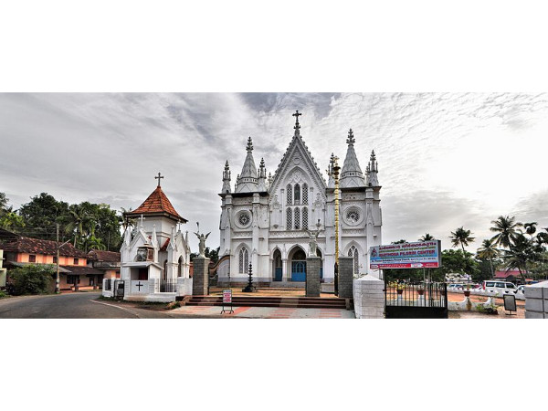 16. കോട്ടക്കാവ് പള്ളി, പറവൂർ