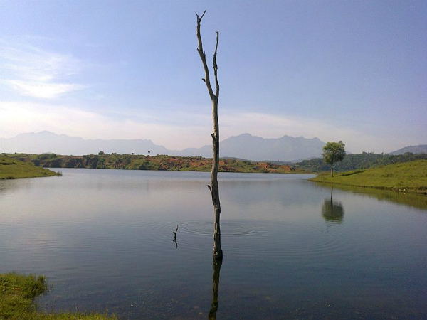 കാരപ്പുഴ ഡാം
