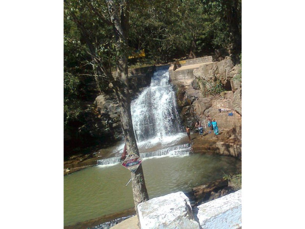 പെരിയാർ വെള്ളച്ചാട്ടം