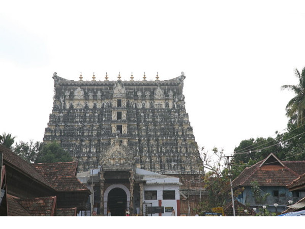 കിഴക്കേ ഗോപുരം