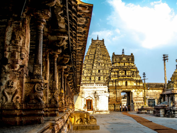 Virupaksha Temple in Hampi Virupaksha Temple in Hampi