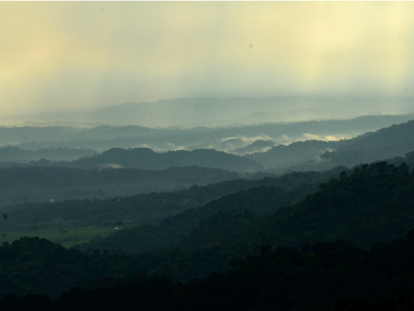 കാംഗ്ര വാലി ട്രക്ക്
