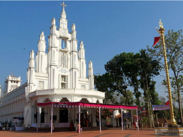 ചരിത്രം പറയുന്ന അതിരമ്പുഴപ്പള്ളി ചരിത്രം പറയുന്ന അതിരമ്പുഴപ്പള്ളി