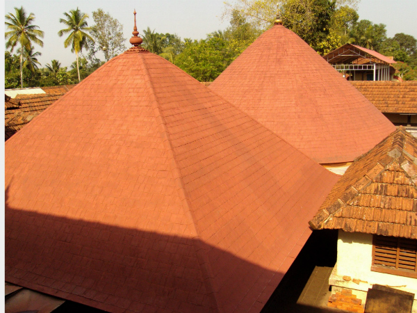 കുക്കുടാകൃതിയിലുള്ള നമസ്കാരമണ്ഡപം