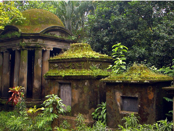 സൗത്ത് പാര്ക്ക് സെമിത്തേരി, കൊല്ക്കത്ത
