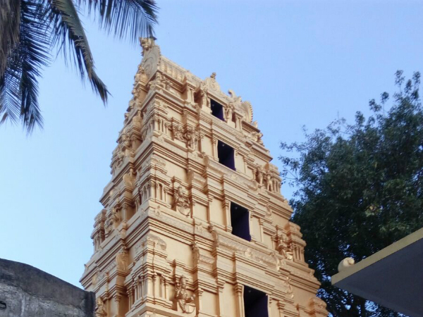 പ്രവേശനം വര്ഷത്തിലൊരിക്കല്