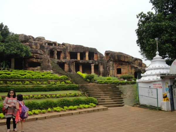 കന്ധാഗിരി ഗുഹകള്